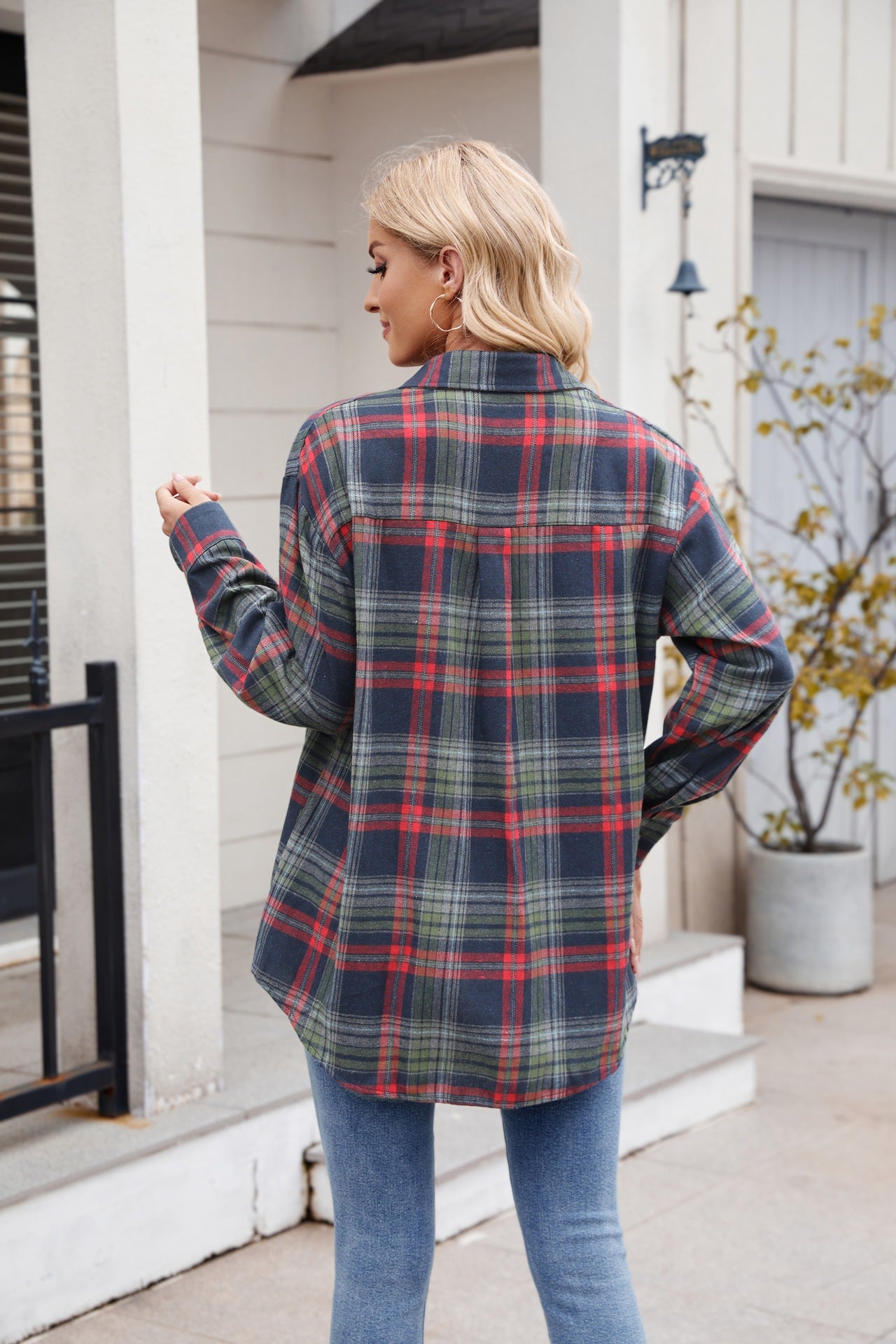 🌈 Women's Loose-Fitting Long Checked Shirt