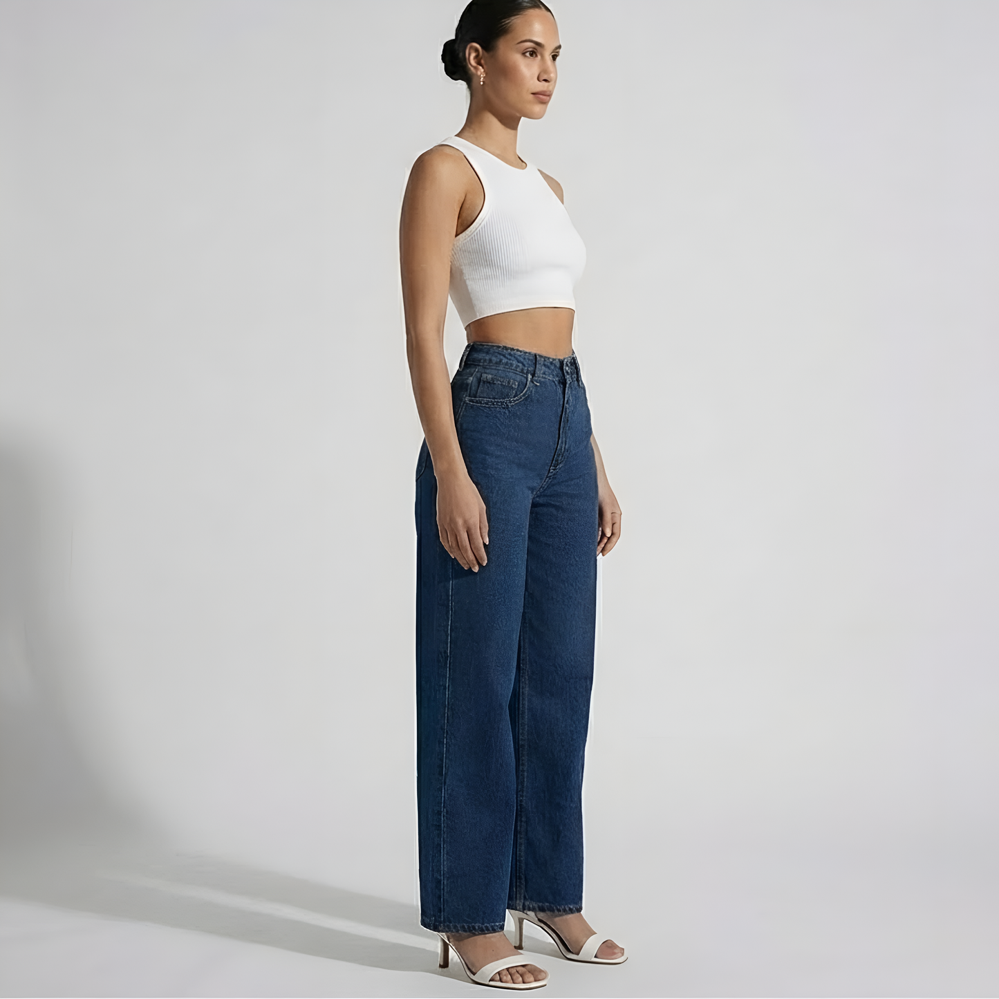 Daily Butt-Lifting Straight-Leg Jeans 👖